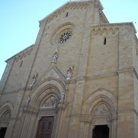 Aparthotel Le Corniole 3*