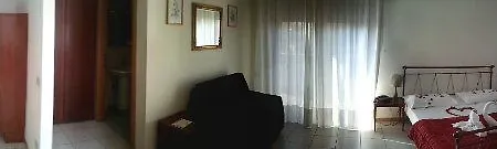 Le Corniole מלון דירות ארצו