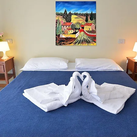 Aparthotel Le Corniole 3*