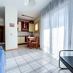 Le Corniole Aparthotel 3*